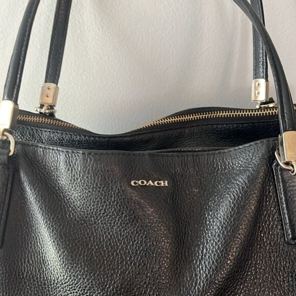 Coach Madison Cafe Carryall 27859 Black Pebbled Leather Gold Accents GUC - Picture 3 of 11